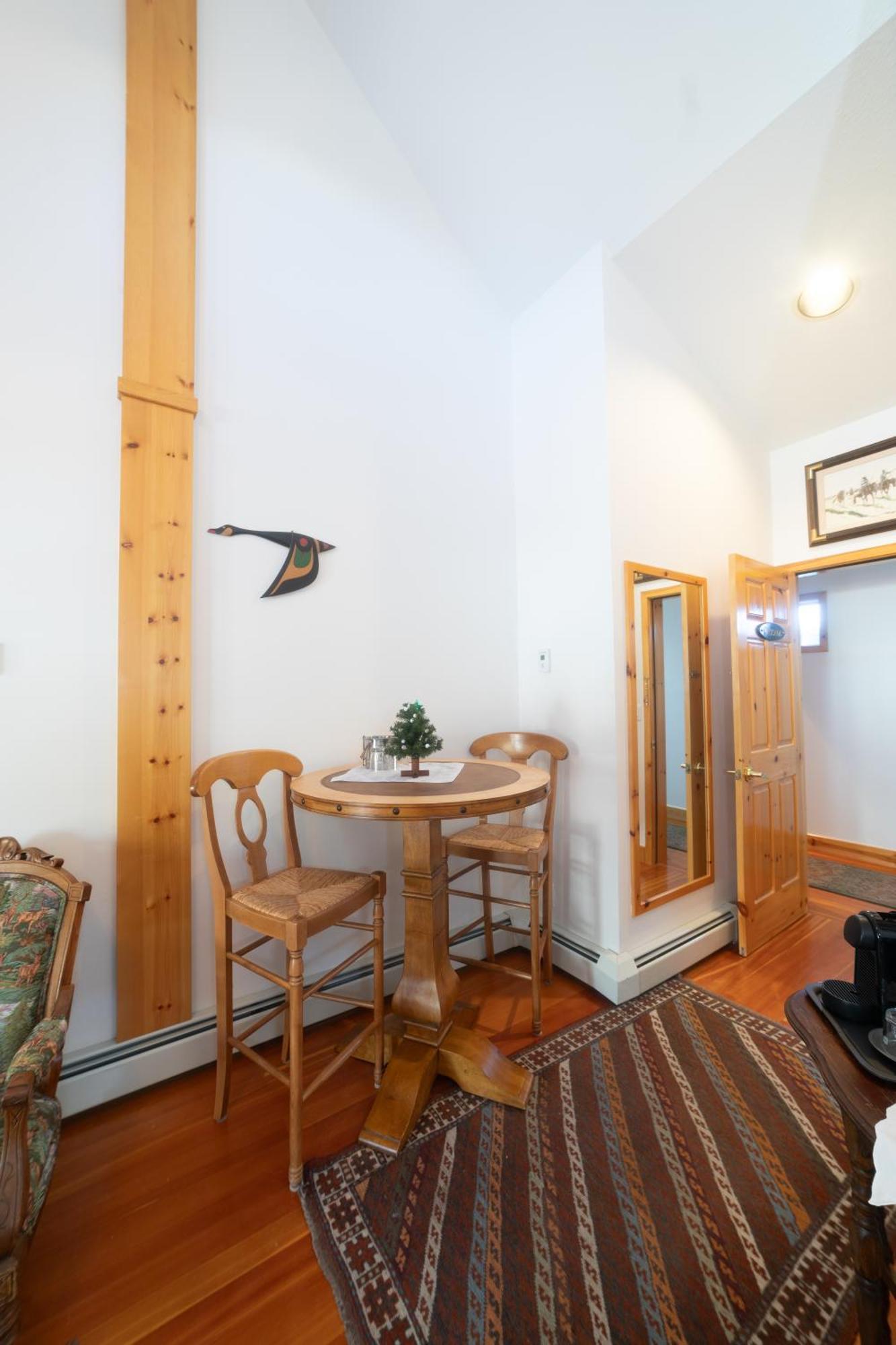 Beaujolais Boutique B&B At Thea'S House 뱀프 외부 사진