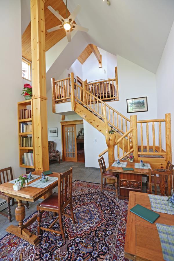 Beaujolais Boutique B&B At Thea'S House 뱀프 외부 사진