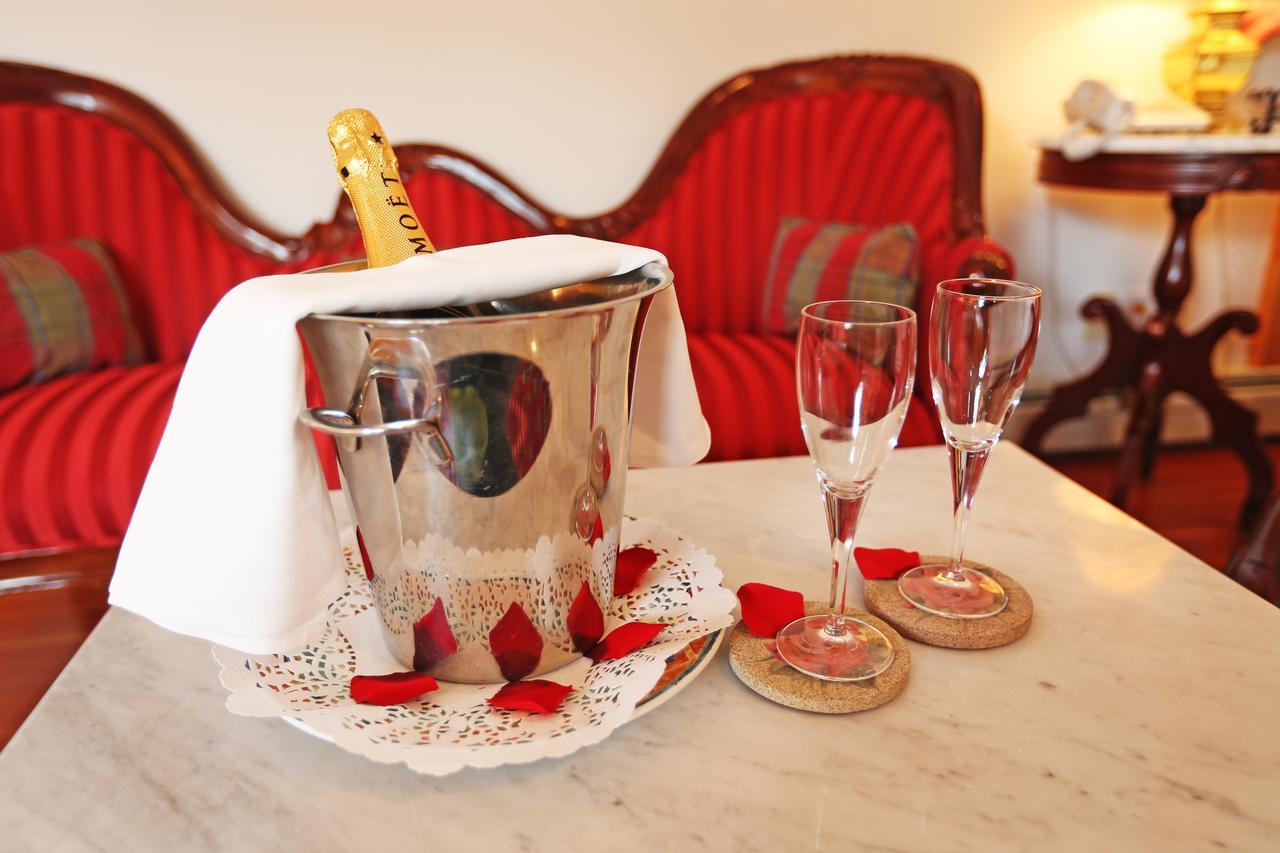 Beaujolais Boutique B&B At Thea'S House 뱀프 외부 사진